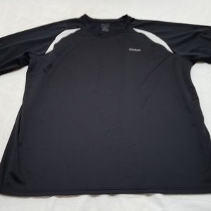 Reebok black and white dry fit t-shirt XL